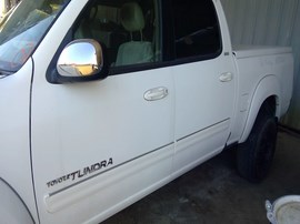 2006 TOYOTA TUNDRA, WHITE, SR5 MODEL, CREW CAB, 4.7L, AT, 2WD, Z25260